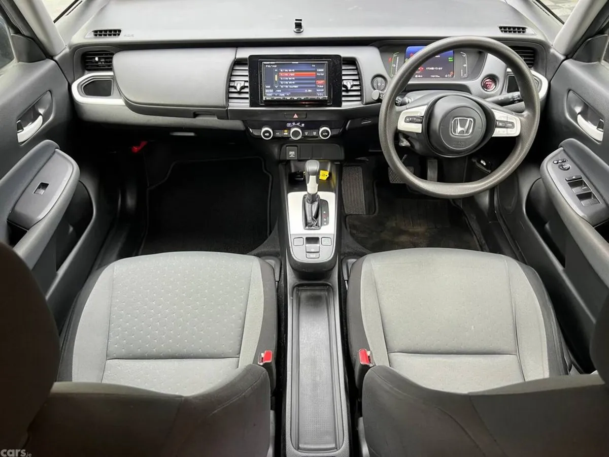 Honda Fit Hatchback, Petrol Hybrid, 2021, Silver