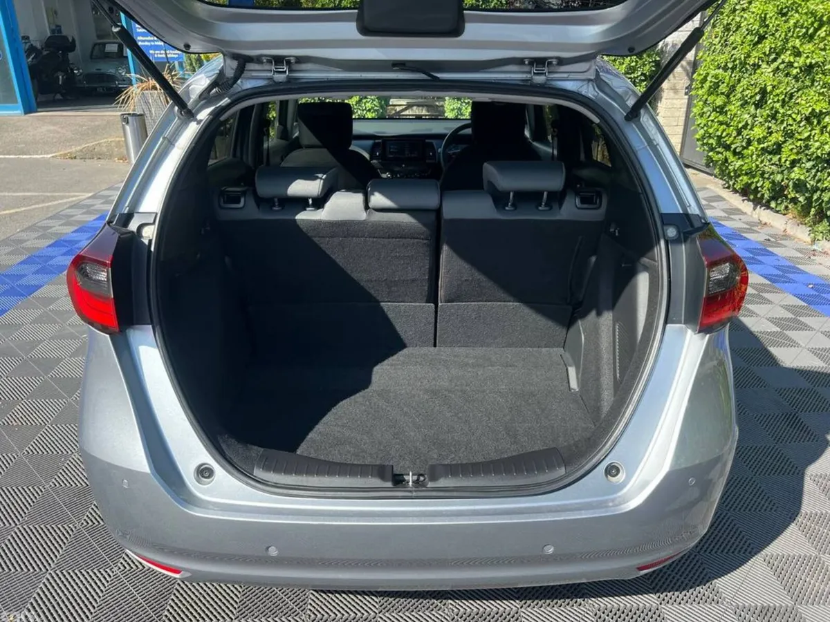 Honda Fit Hatchback, Petrol Hybrid, 2024, Silver