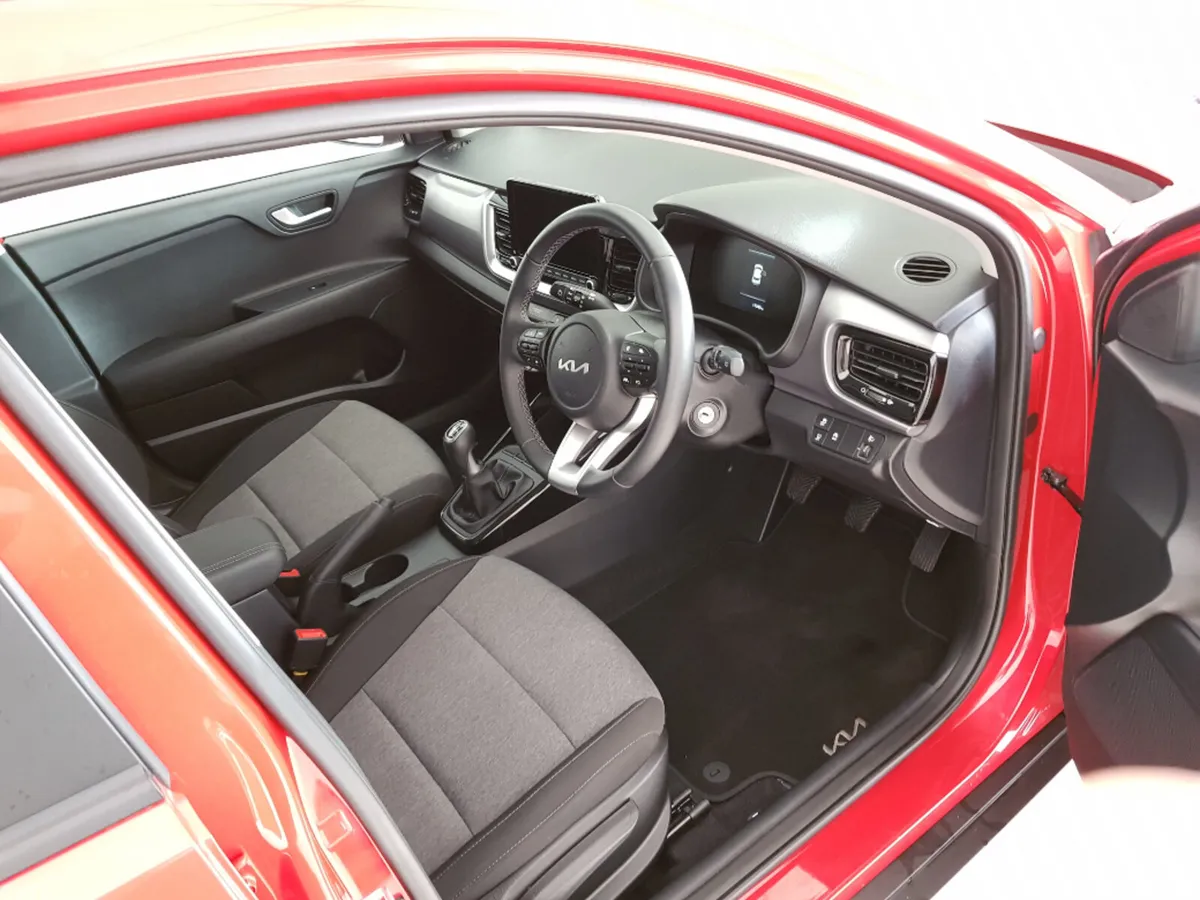 Kia Stonic Estate, Petrol, 2025, Red