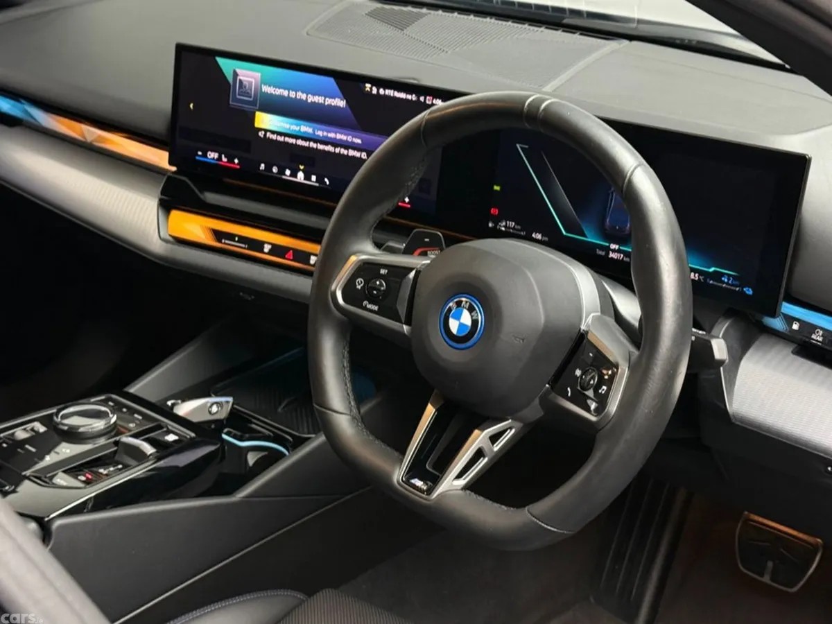 BMW 5-Series Saloon, Petrol Plug-in Hybrid, 2024, Blue