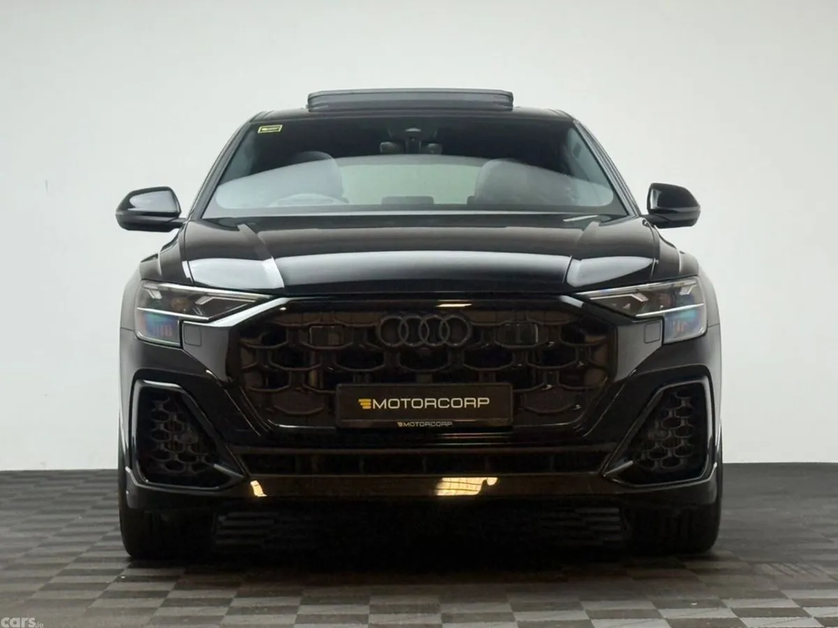 Audi Q8 SUV, Petrol Plug-in Hybrid, 2025, Black