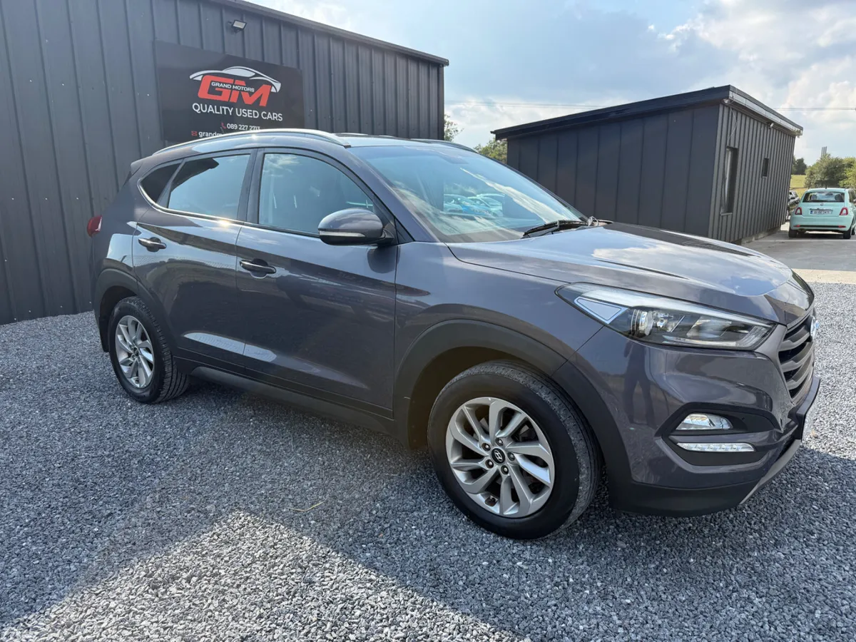 Hyundai Tucson SUV, Diesel, 2016, Grey