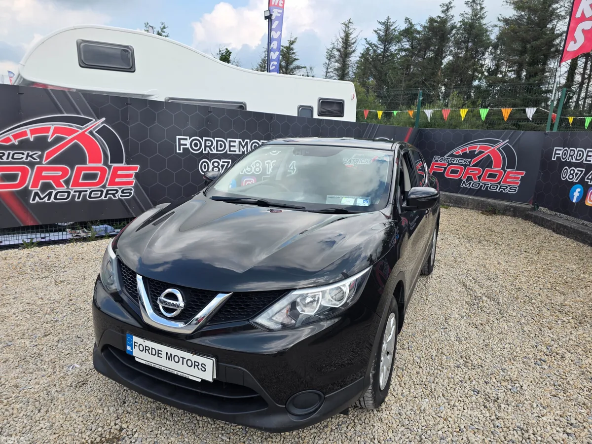 Nissan Qashqai Hatchback, Petrol, 2016, Black