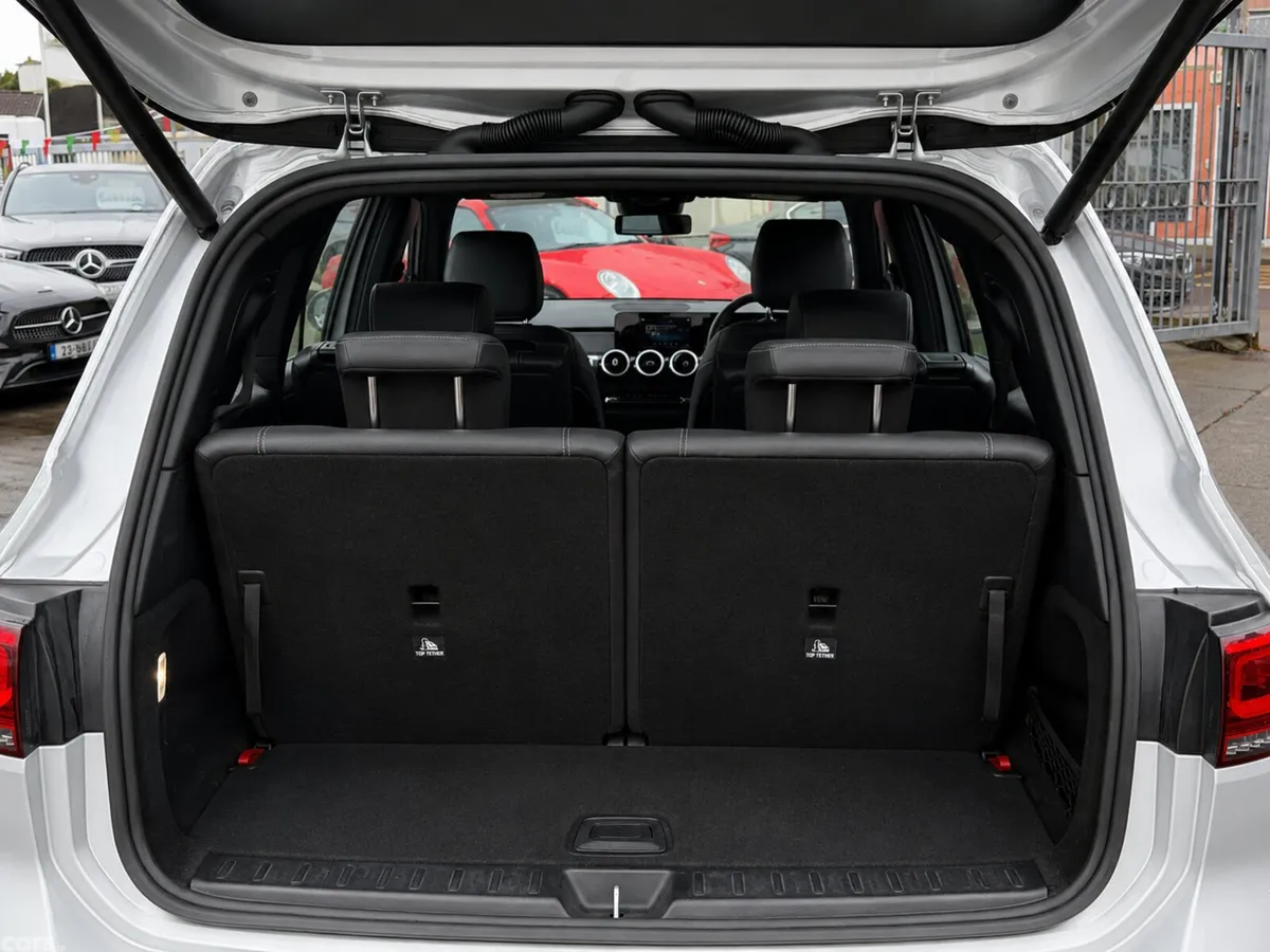 Mercedes-Benz GLB Estate/Jeep, Petrol, 2020, Grey