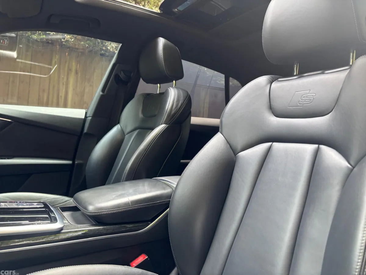 Audi Q8 SUV, Diesel, 2018, Grey