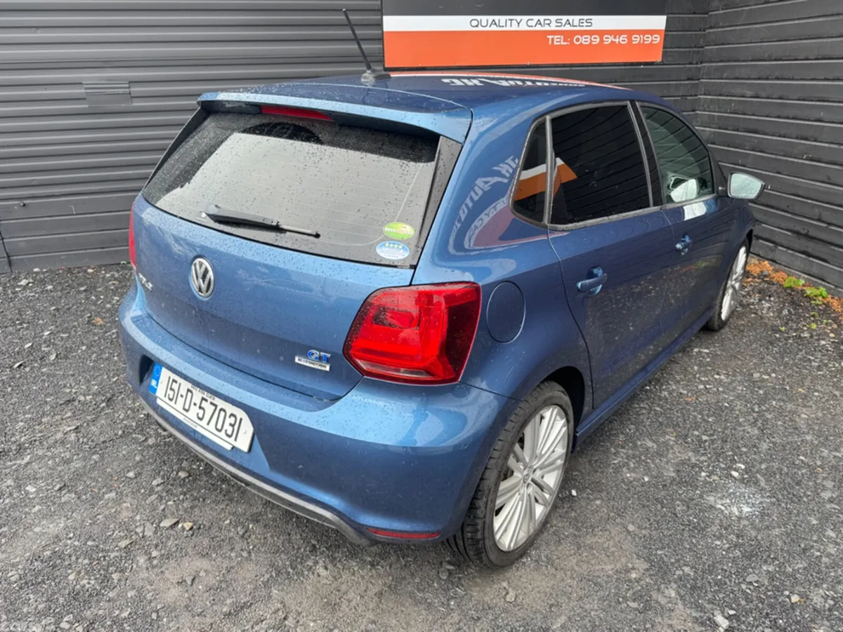 Volkswagen Polo Hatchback, Petrol, 2015, Blue