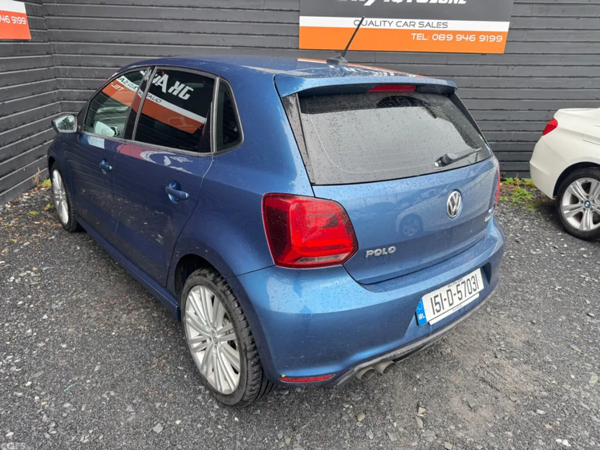 Volkswagen Polo Hatchback, Petrol, 2015, Blue