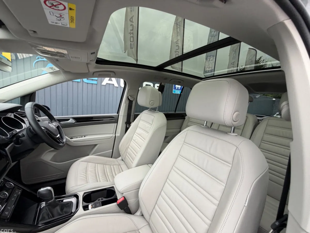 Volkswagen Touran MPV, Diesel, 2018, Grey