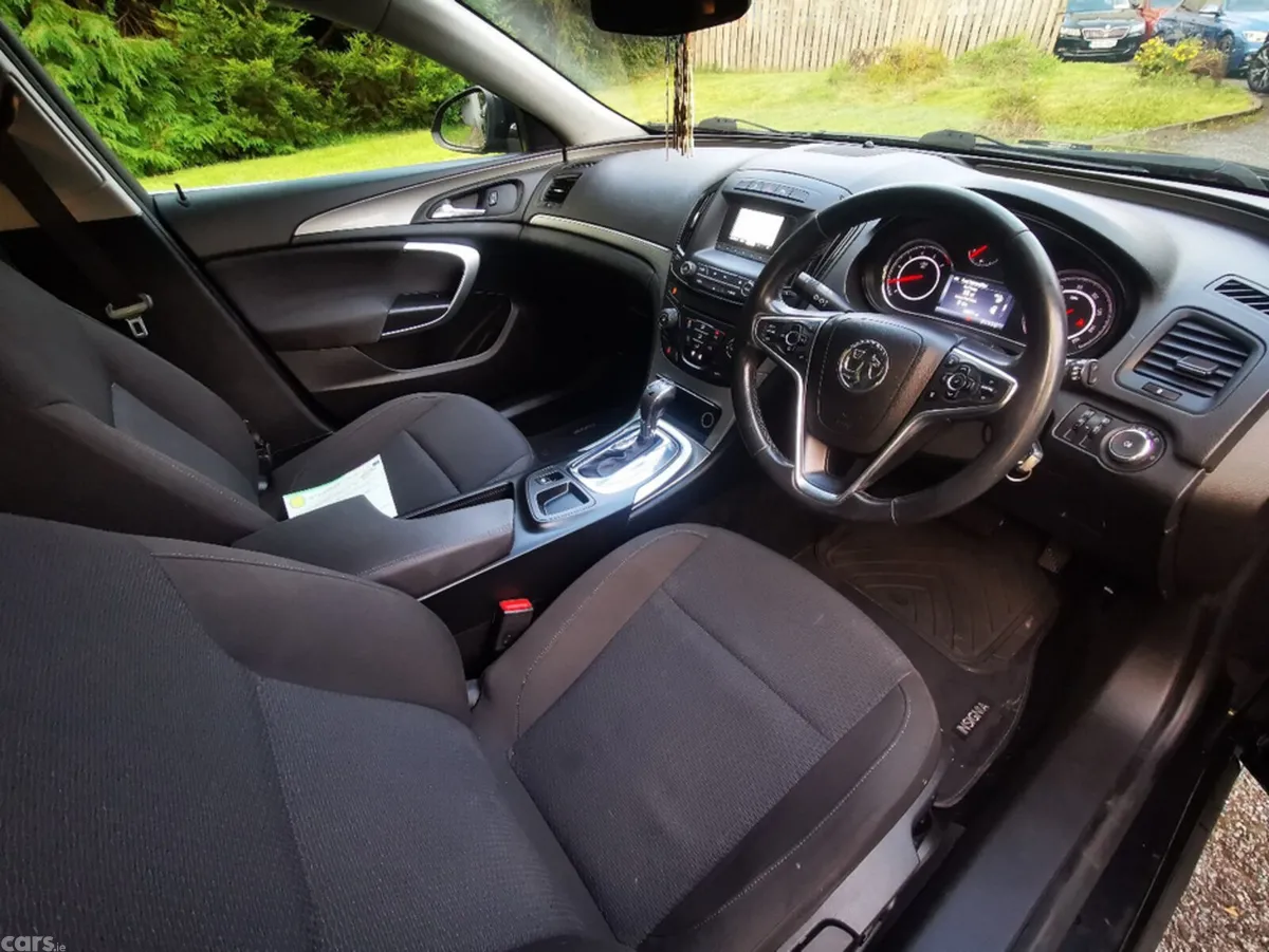 Vauxhall Insignia Hatchback, Diesel, 2016, Black