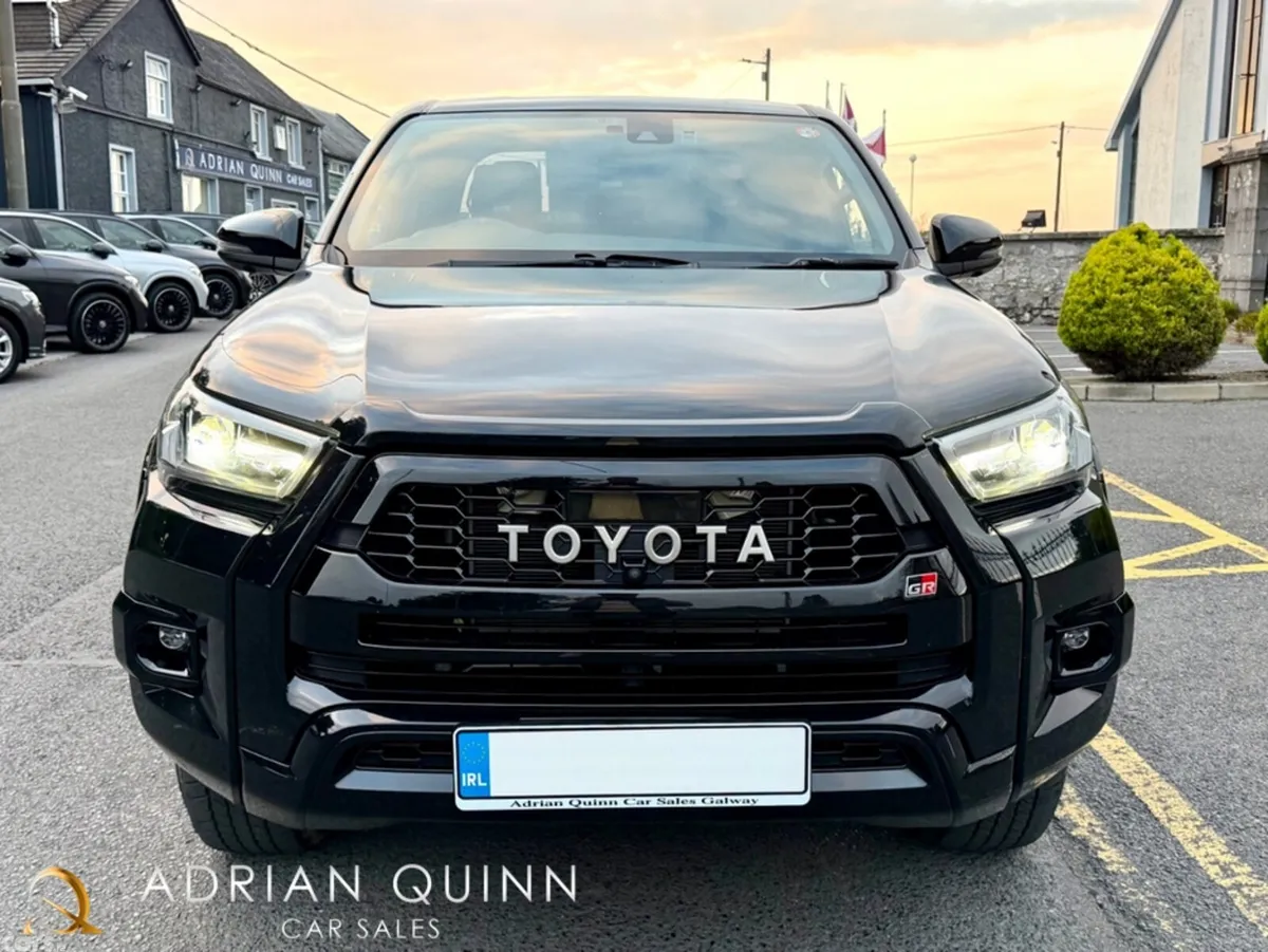 Toyota Hilux SUV, Diesel, 2024, Black
