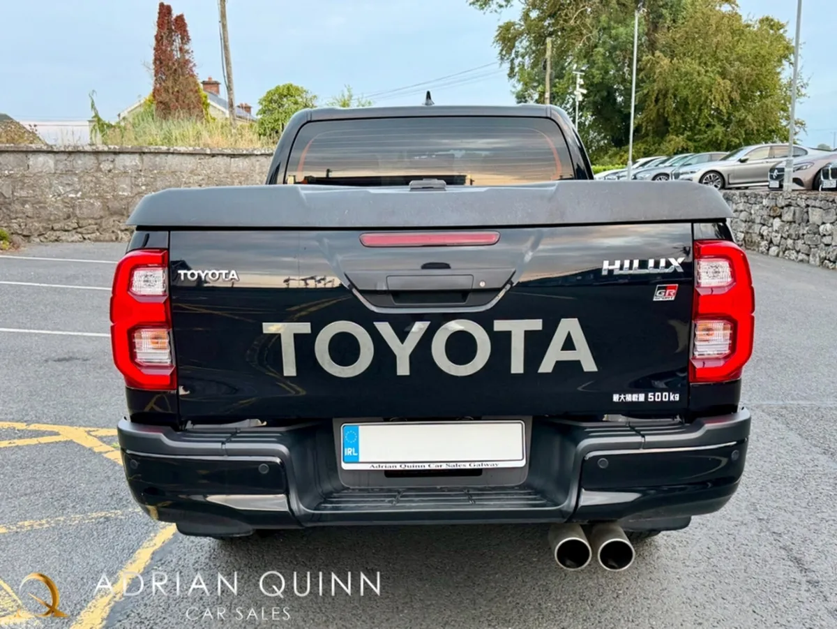 Toyota Hilux SUV, Diesel, 2024, Black