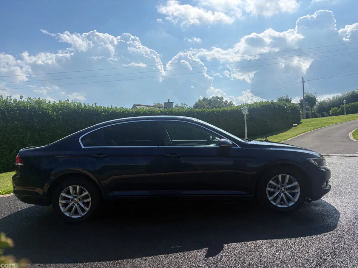 Volkswagen Passat Saloon, Diesel, 2016, Blue