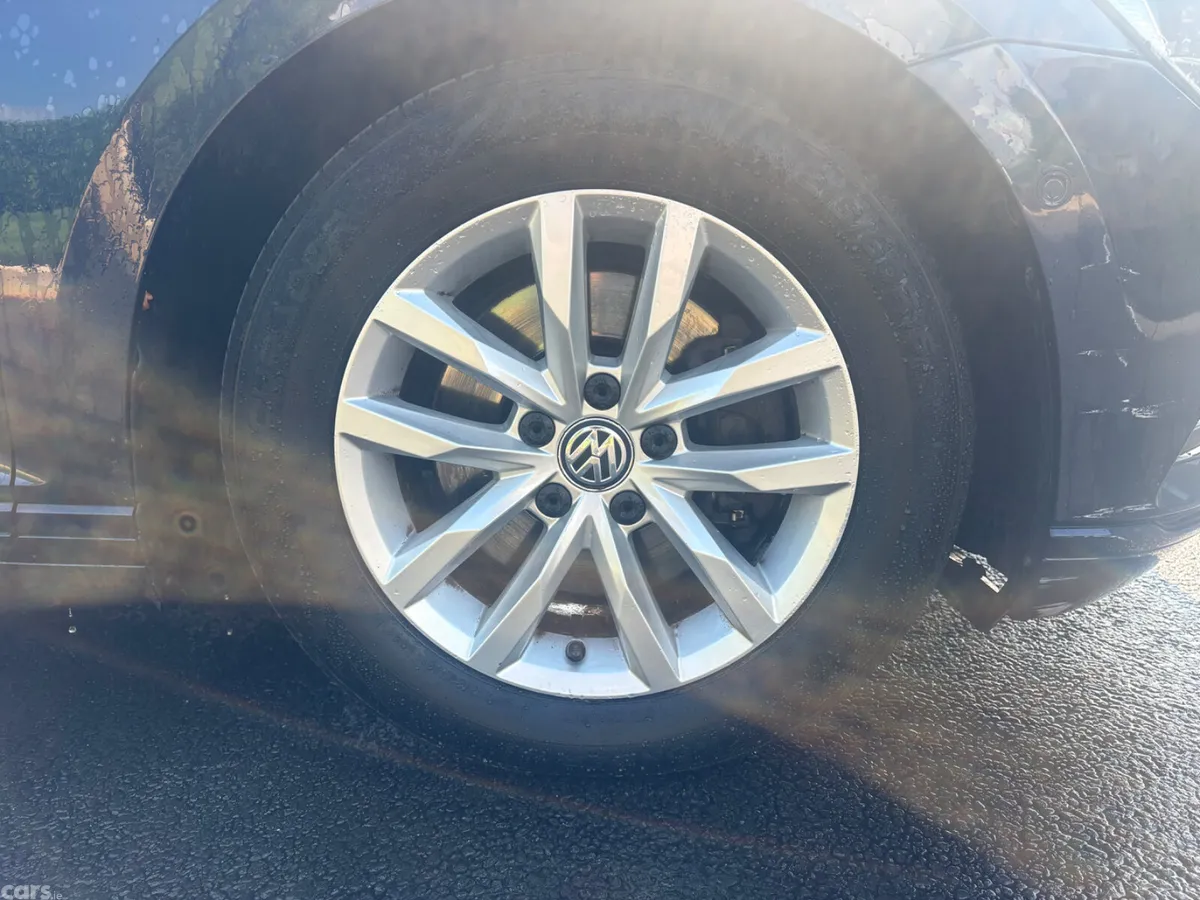 Volkswagen Passat Saloon, Diesel, 2016, Blue