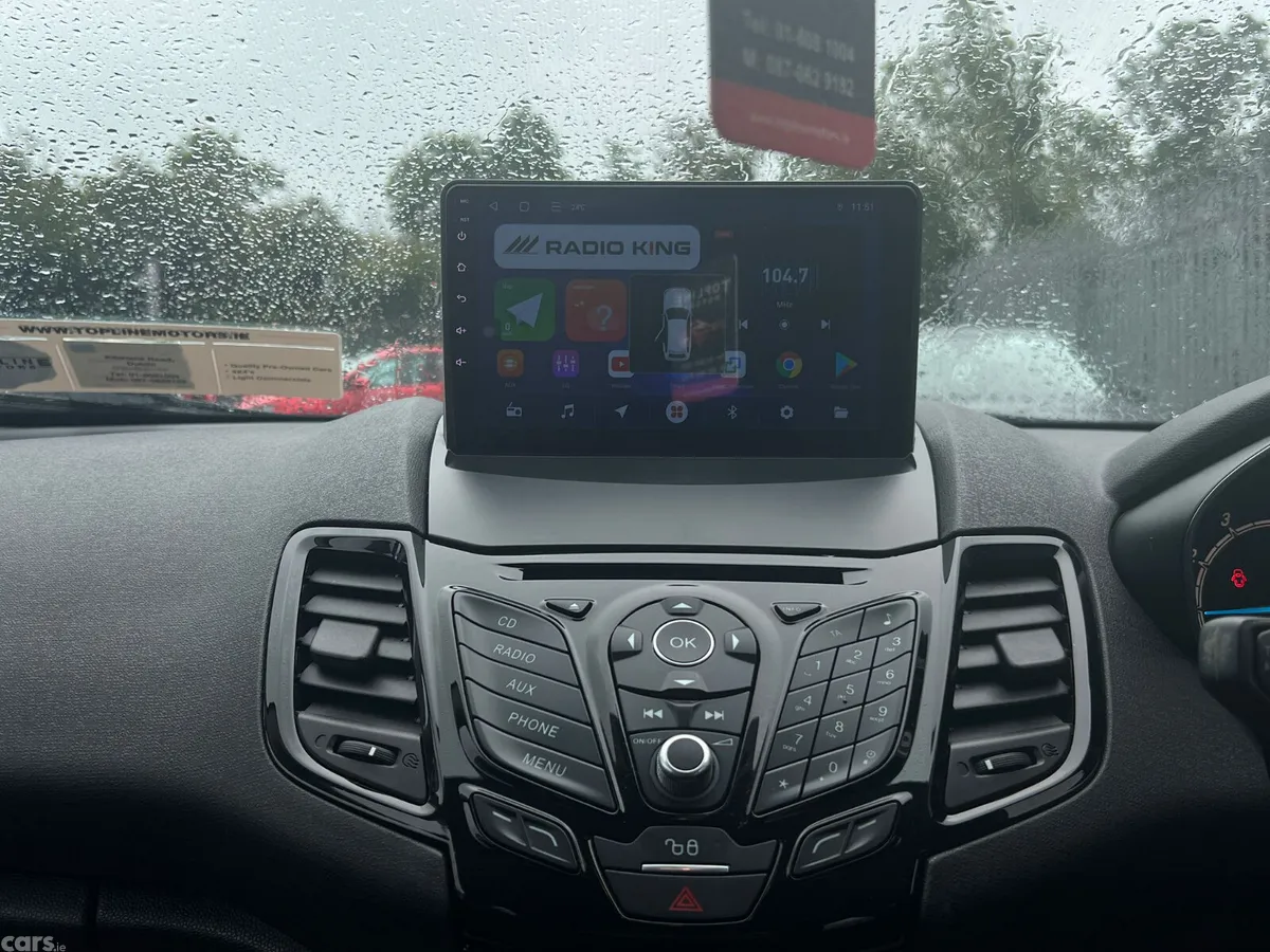 Ford Fiesta Hatchback, Petrol, 2015, White