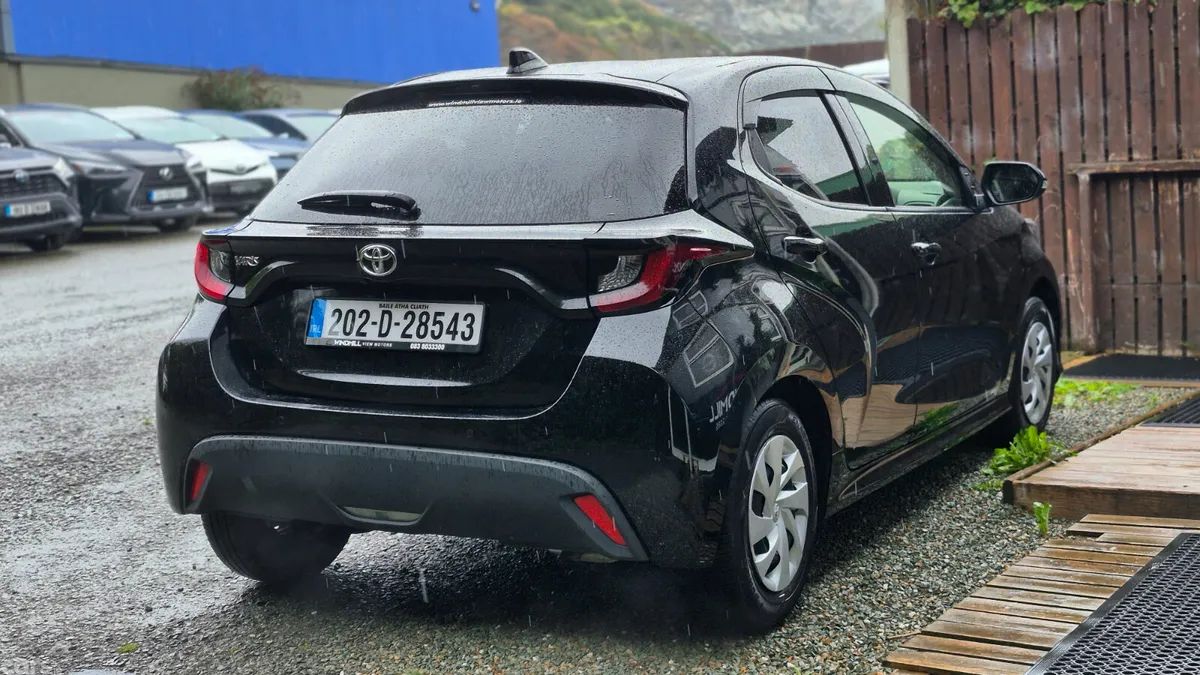 Toyota Yaris Hatchback, Petrol, 2020, Black
