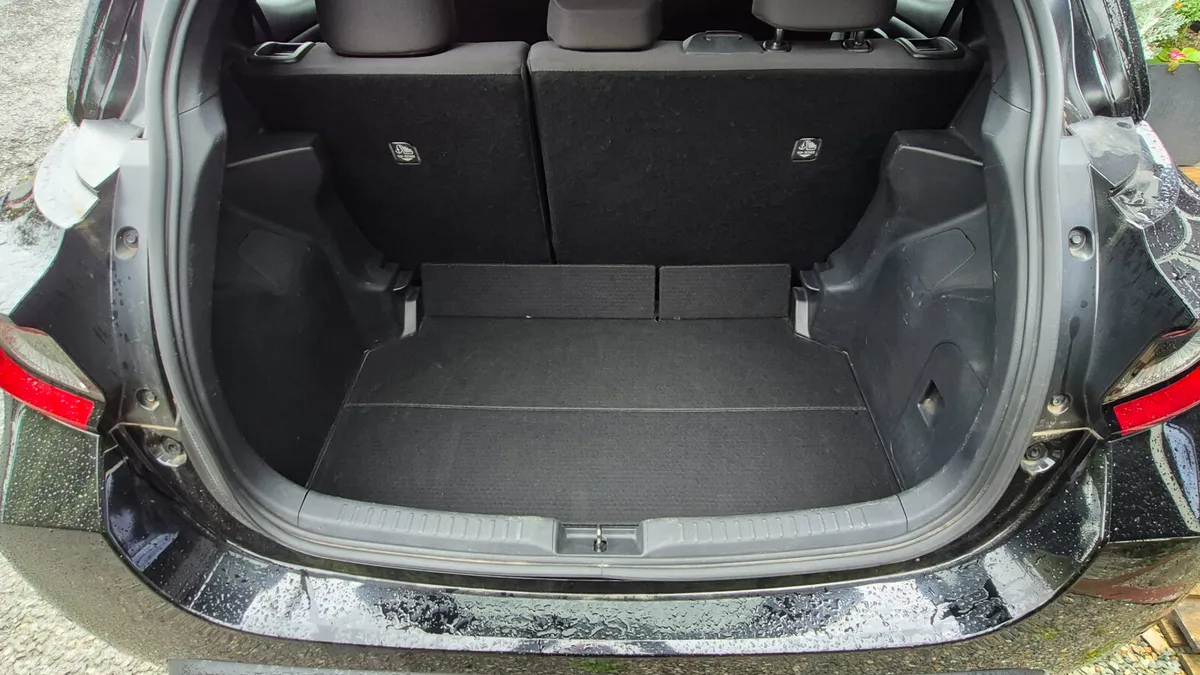Toyota Yaris Hatchback, Petrol, 2020, Black