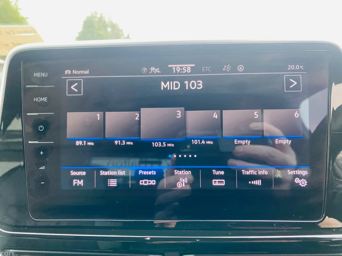 Volkswagen T-Roc SUV, Diesel, 2023, White
