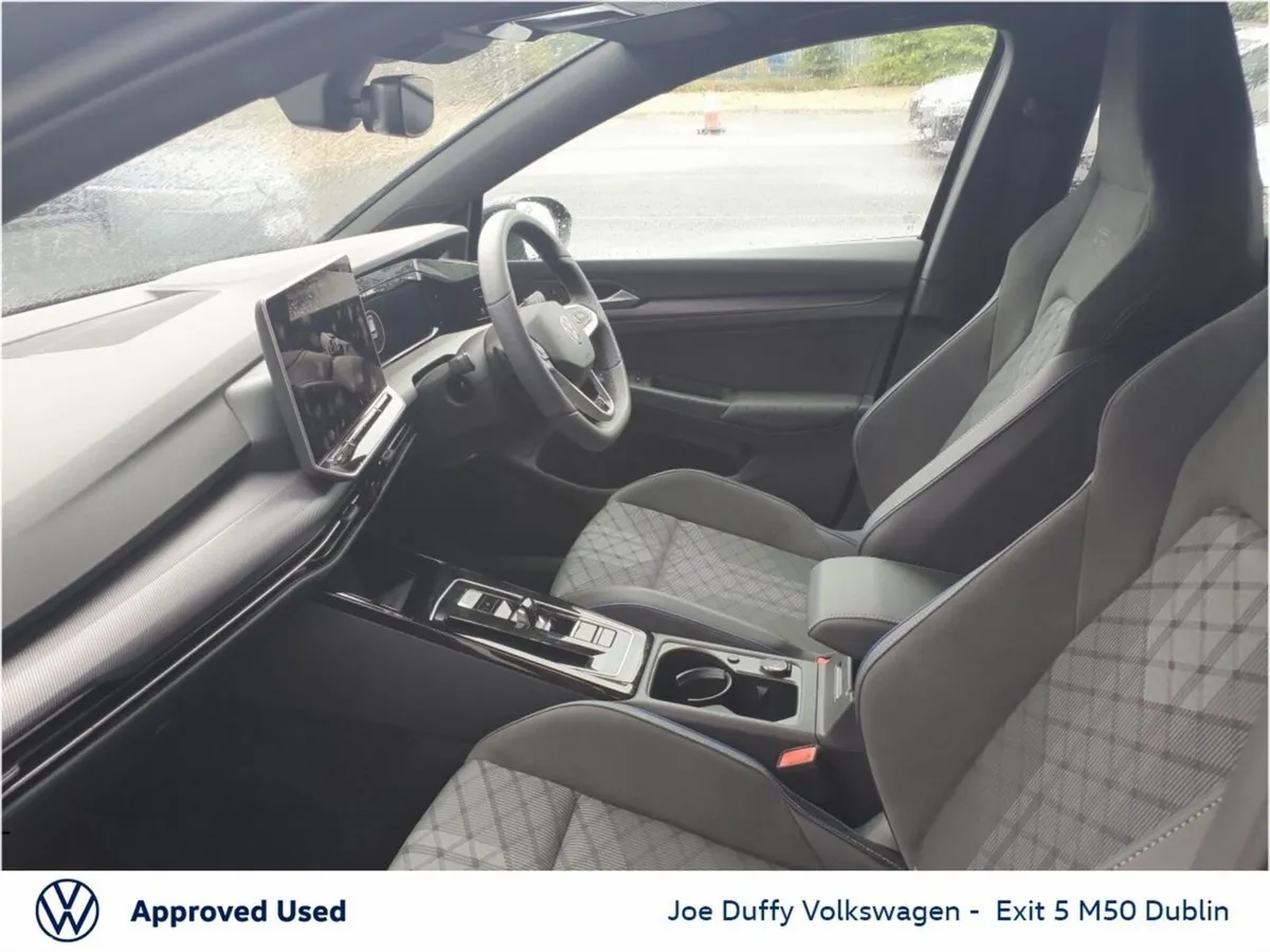 Volkswagen Golf Estate, Petrol, 2026, Black