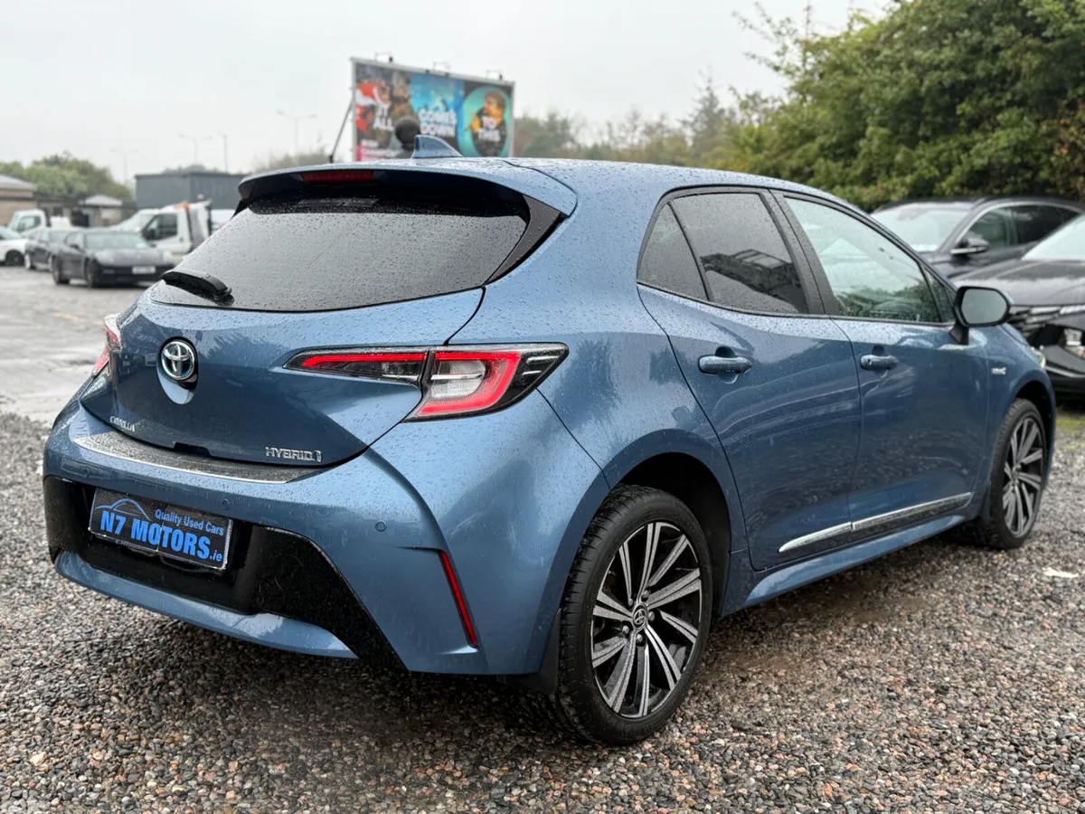 Toyota Corolla Hatchback, Petrol Hybrid, 2022, Blue