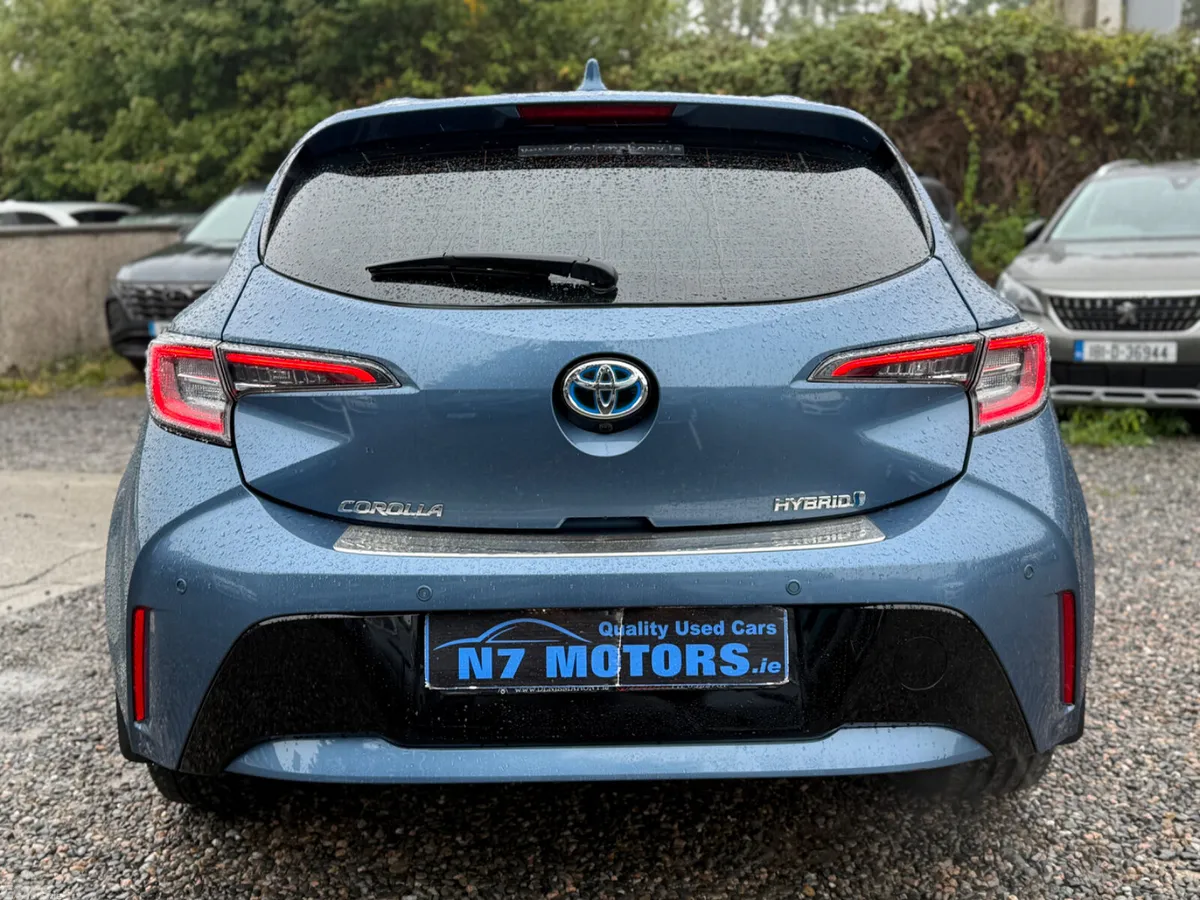 Toyota Corolla Hatchback, Petrol Hybrid, 2022, Blue