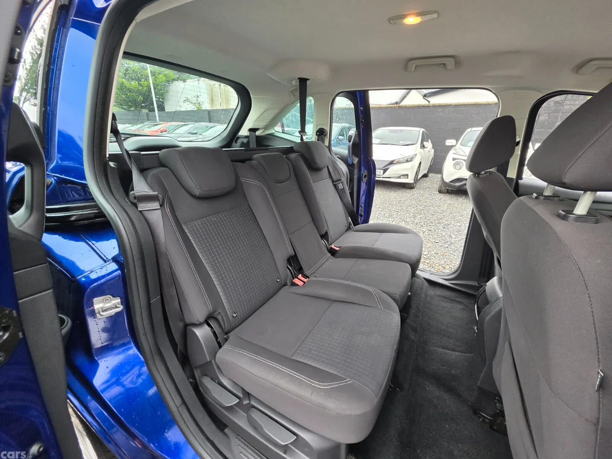 Ford Grand C-Max MPV, Diesel, 2016, Blue