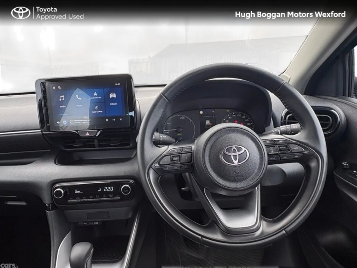 Toyota Yaris Hatchback, Petrol Hybrid, 2026, Blue