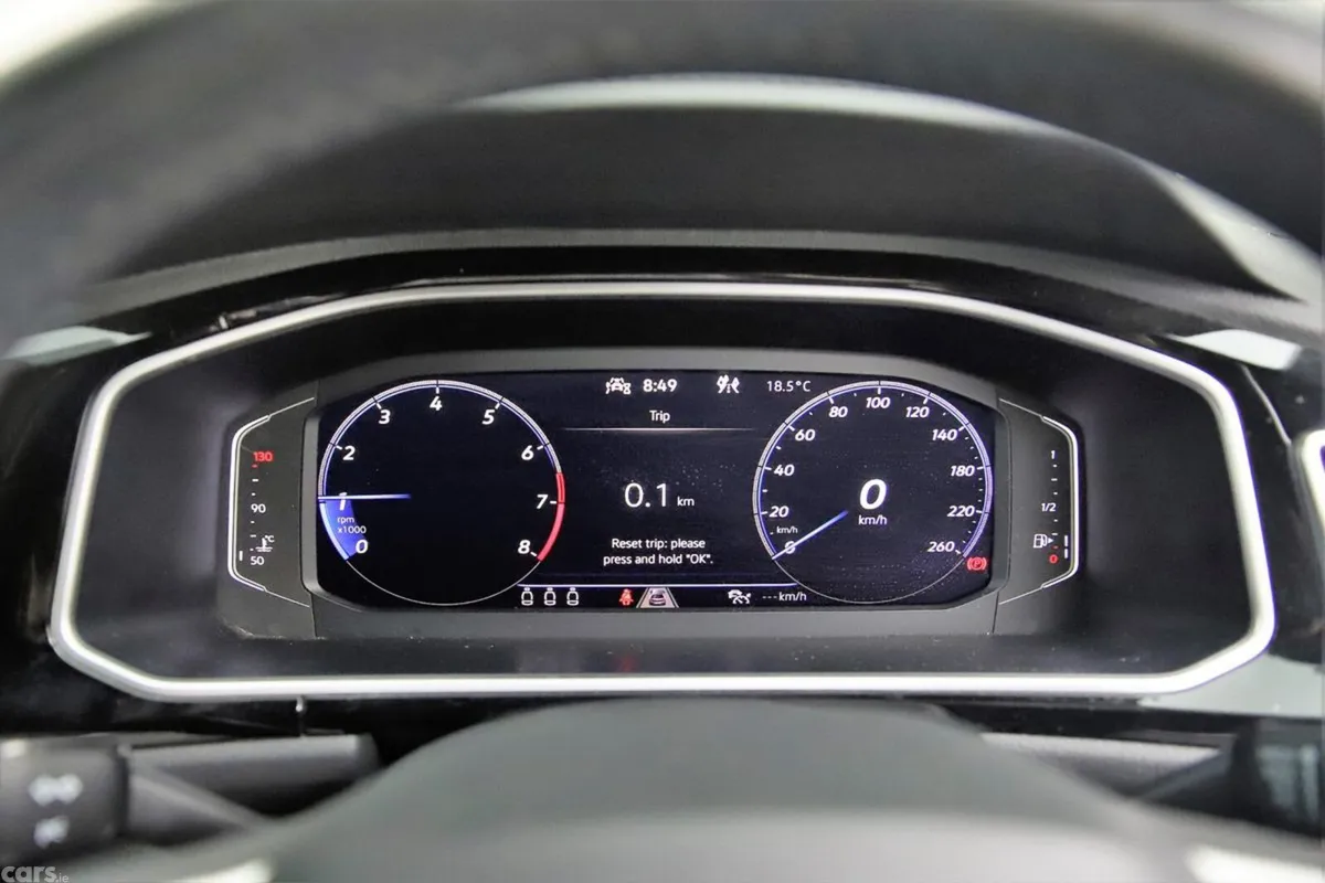 Volkswagen T-Roc SUV, Petrol, 2023, Blue