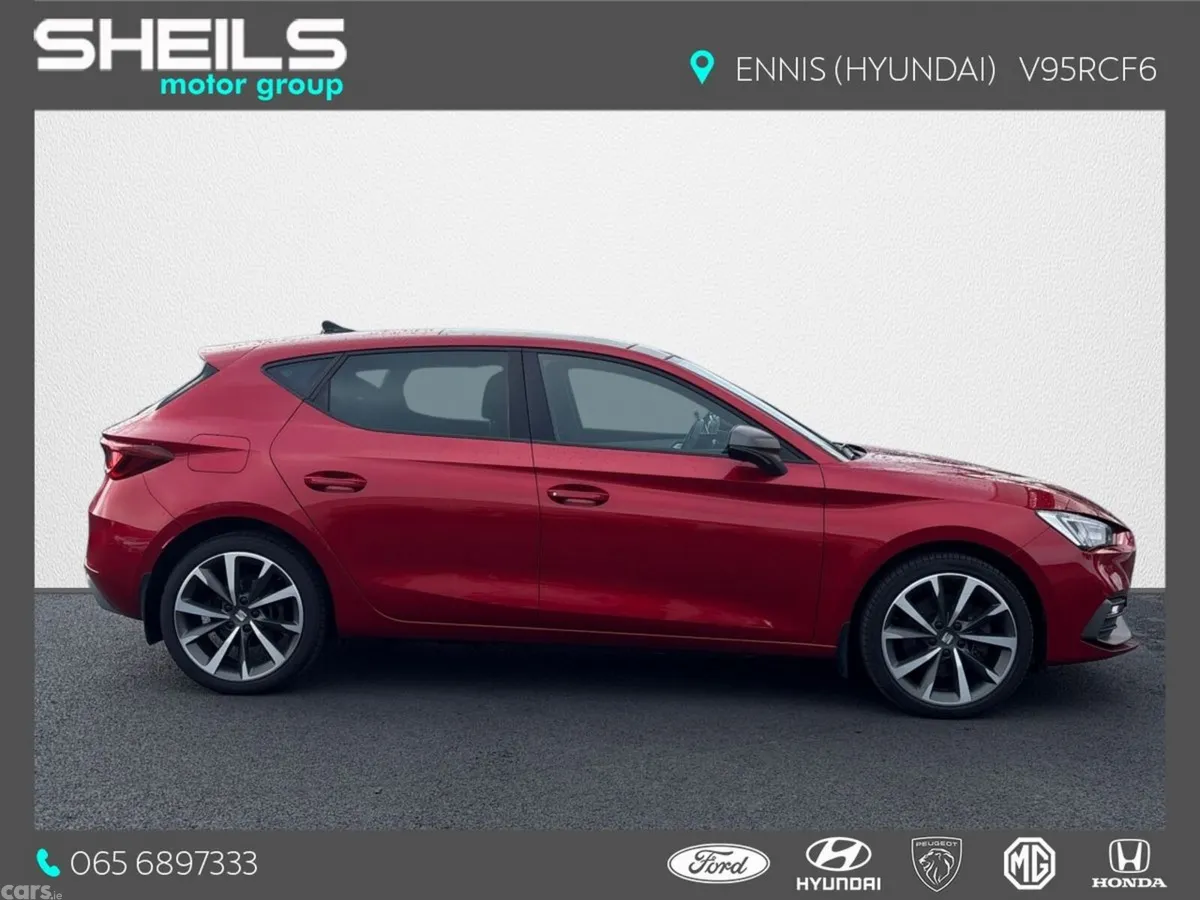SEAT Leon Hatchback, Petrol Plug-in Hybrid, 2021, Red