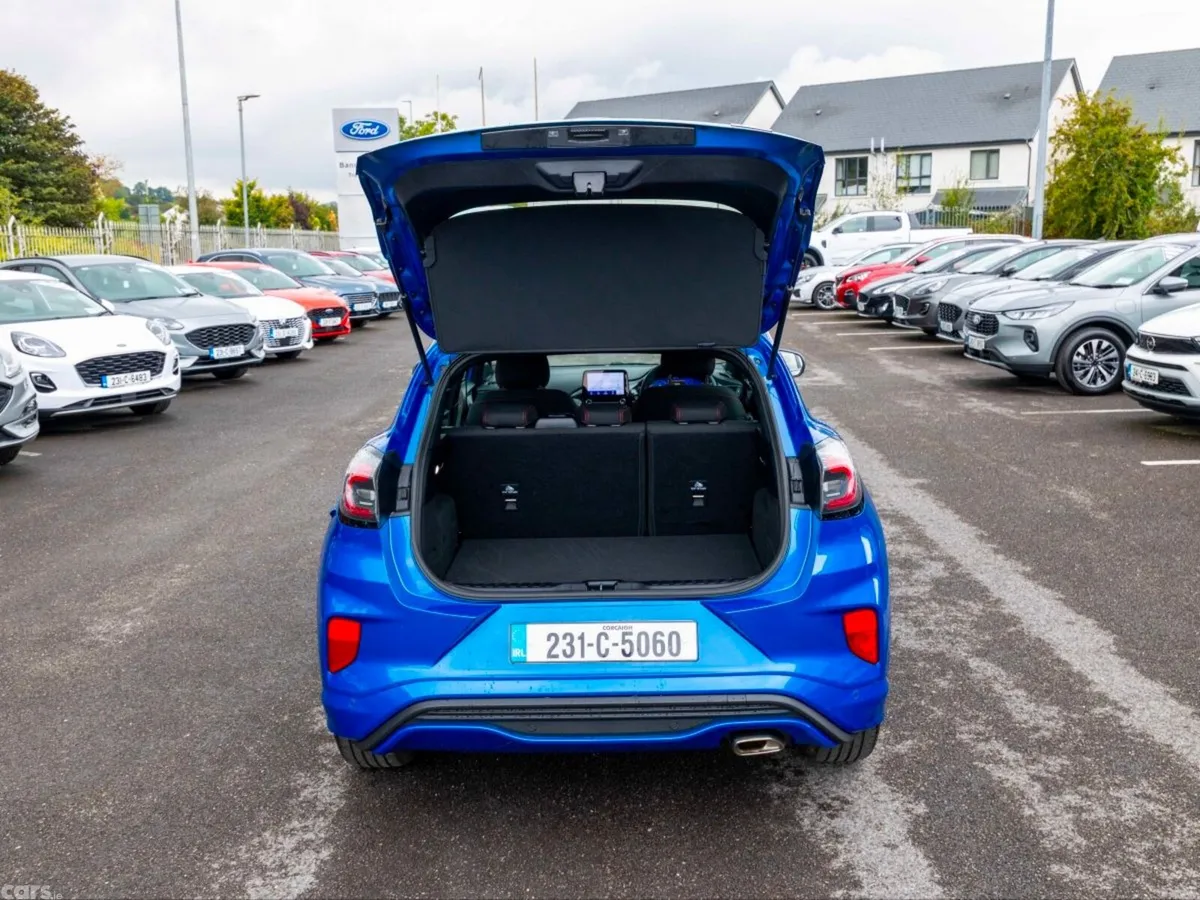 Ford Puma MPV, Petrol Hybrid, 2023, Blue