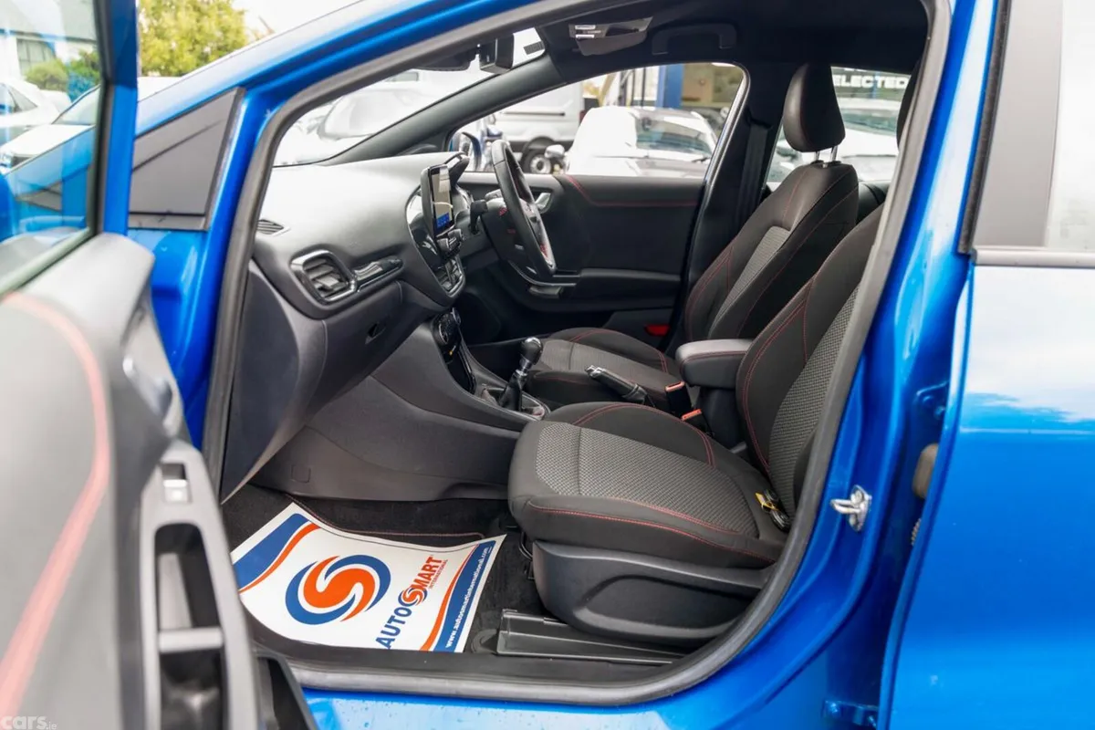 Ford Puma MPV, Petrol Hybrid, 2023, Blue