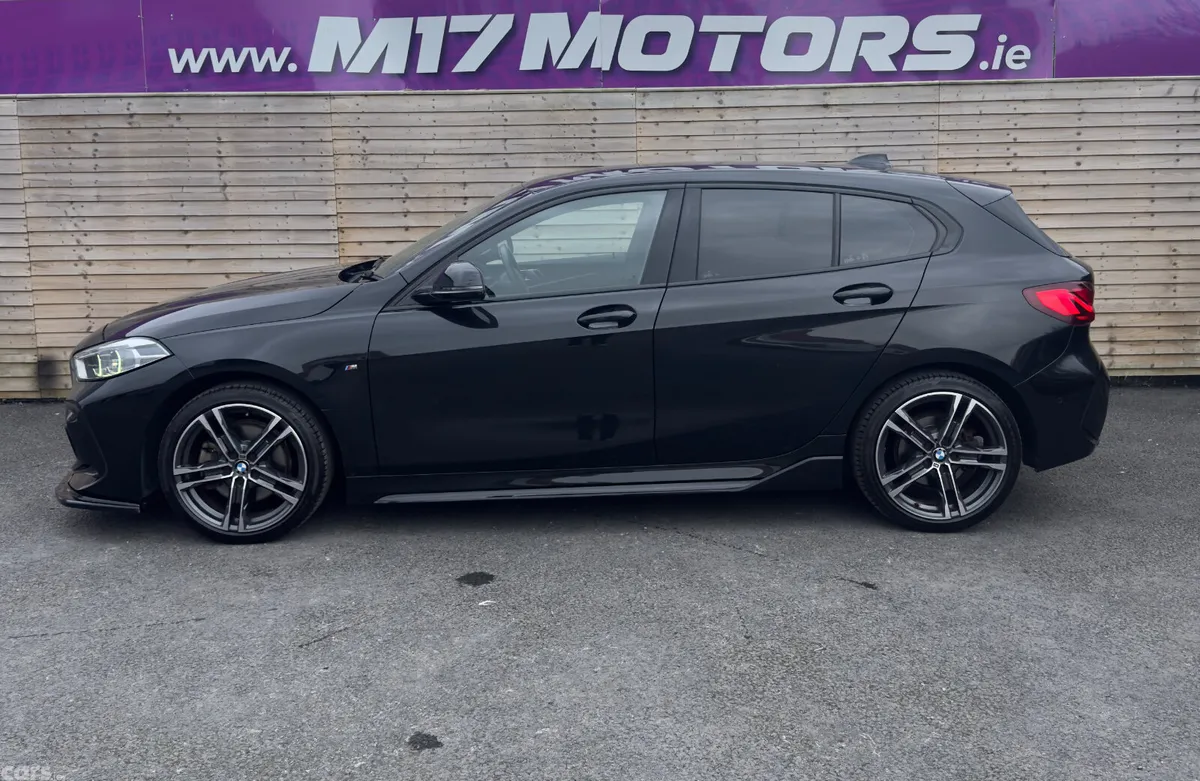 BMW 1-Series Hatchback, Diesel, 2021, Grey