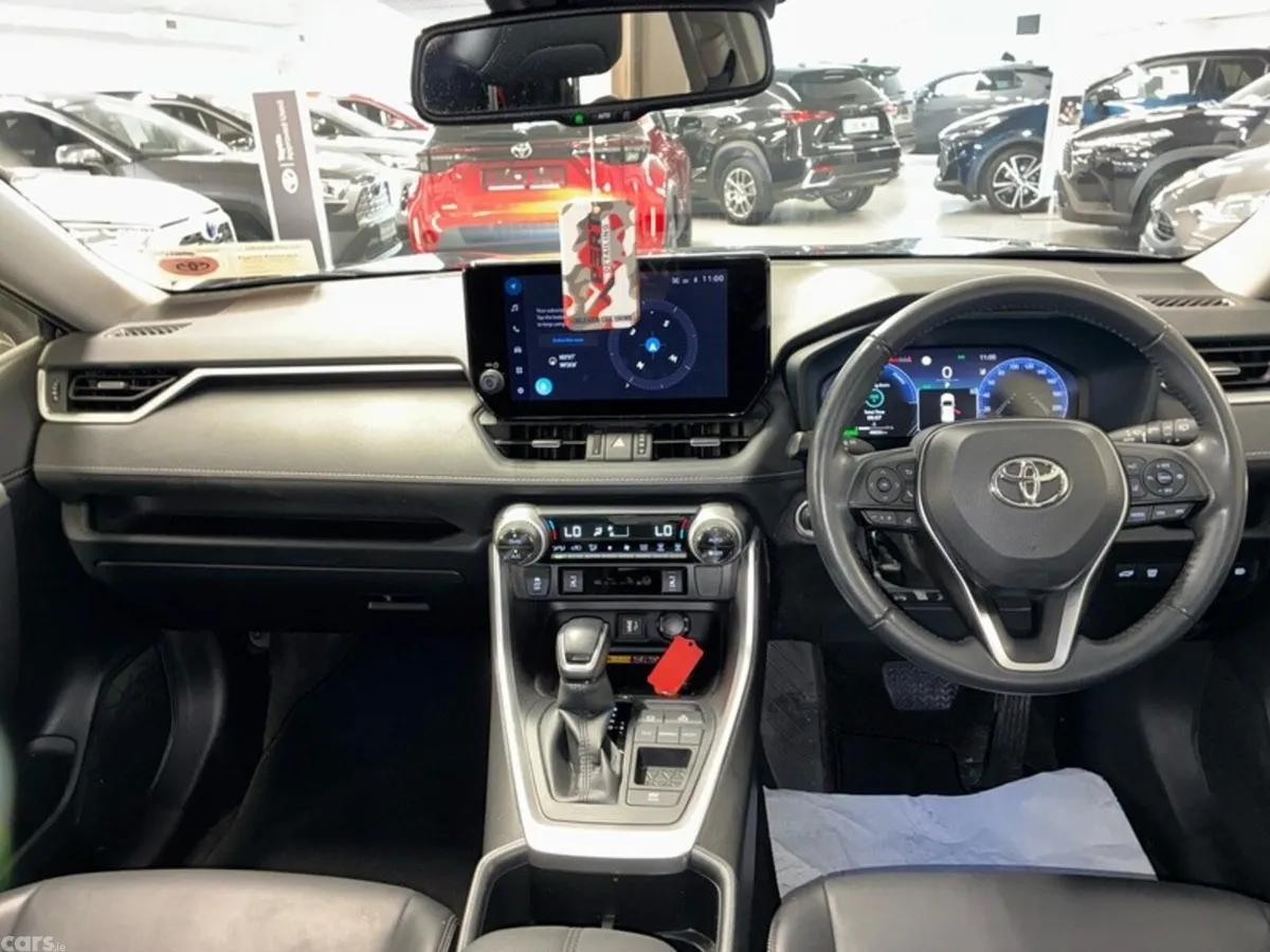 Toyota RAV4 SUV, Petrol Hybrid, 2024, Blue