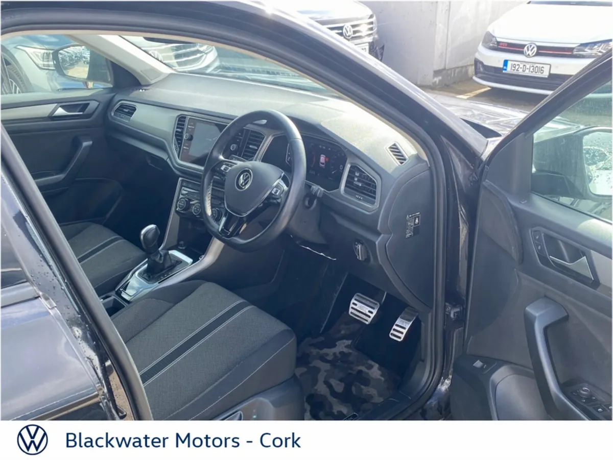 Volkswagen T-Roc Hatchback, Petrol, 2022, Black