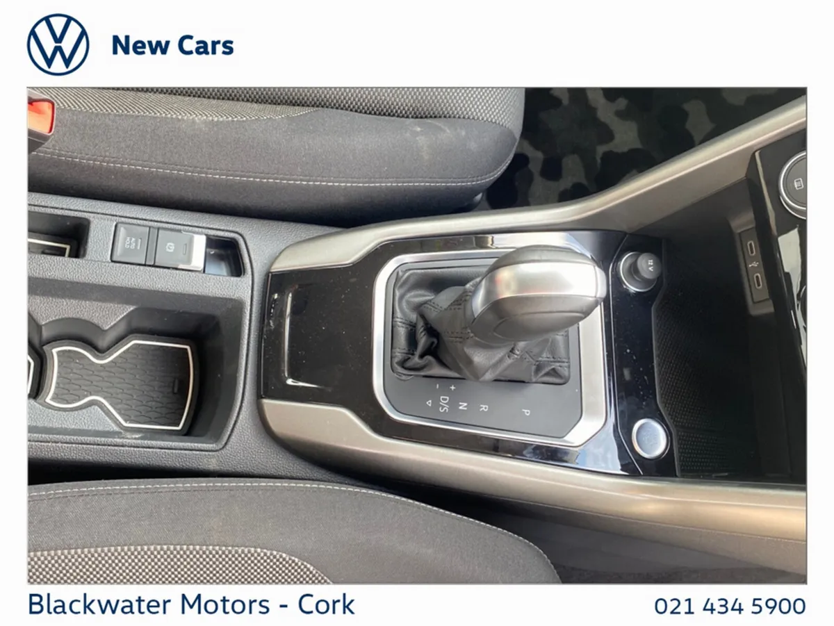 Volkswagen T-Roc Hatchback, Petrol, 2022, Black