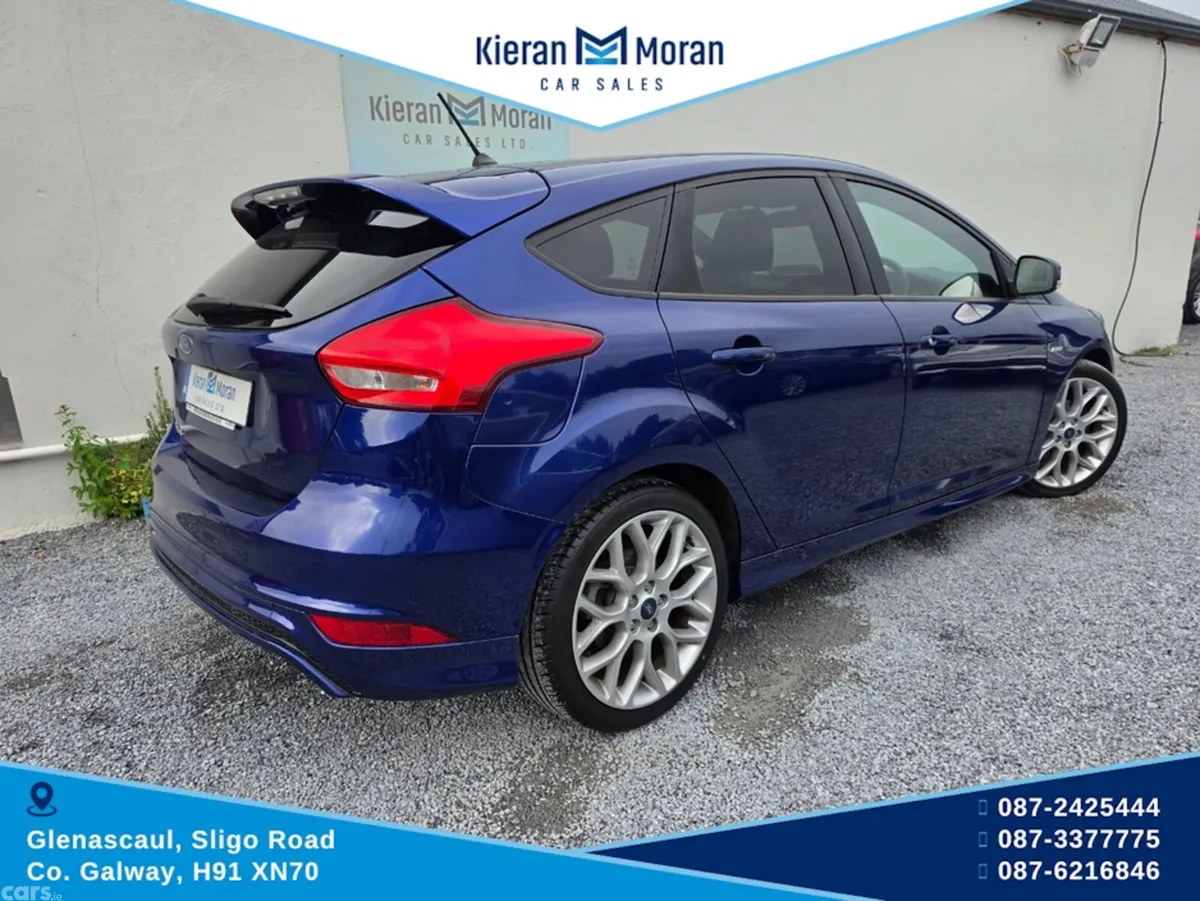 Ford Focus Hatchback, Diesel, 2017, Blue