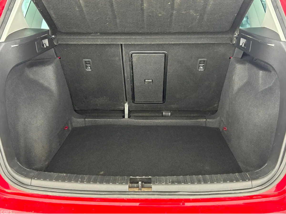 SEAT Ateca Estate, Diesel, 2023, Red
