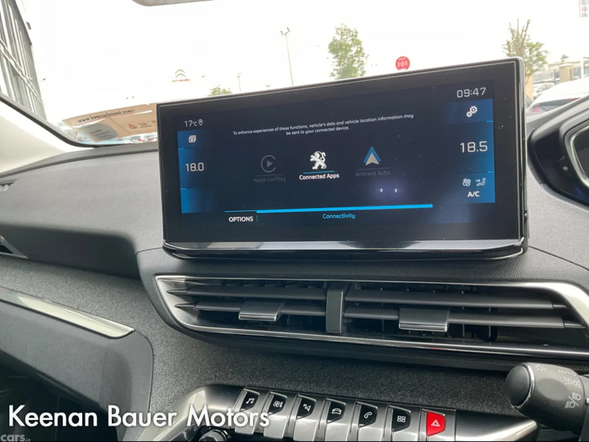Peugeot 5008 MPV, Diesel, 2021, Grey