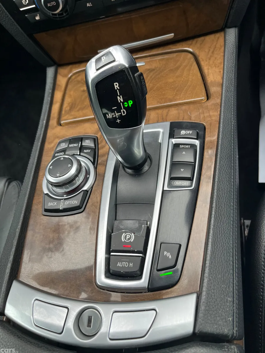BMW 7-Series Saloon, Diesel, 2011, Black