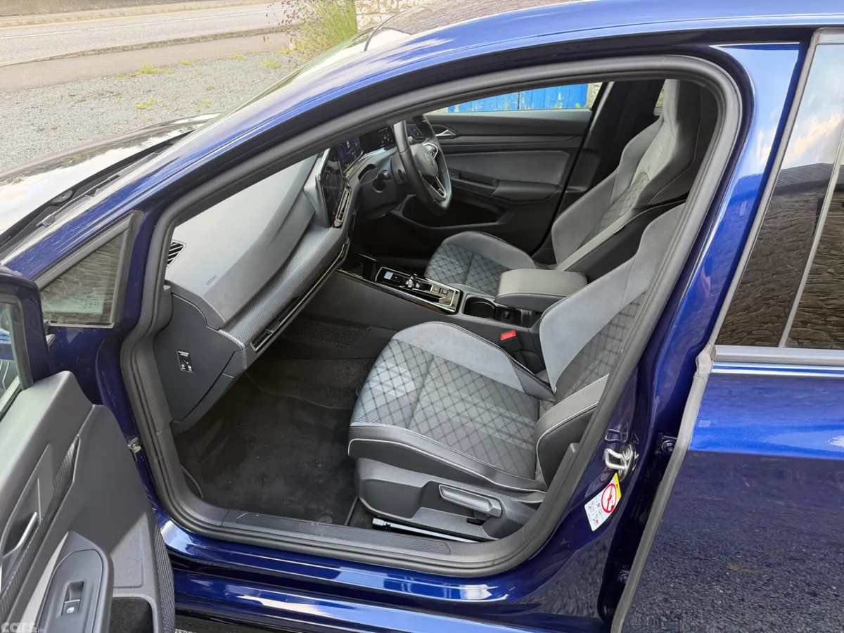 Volkswagen Golf Hatchback, Diesel, 2023, Blue