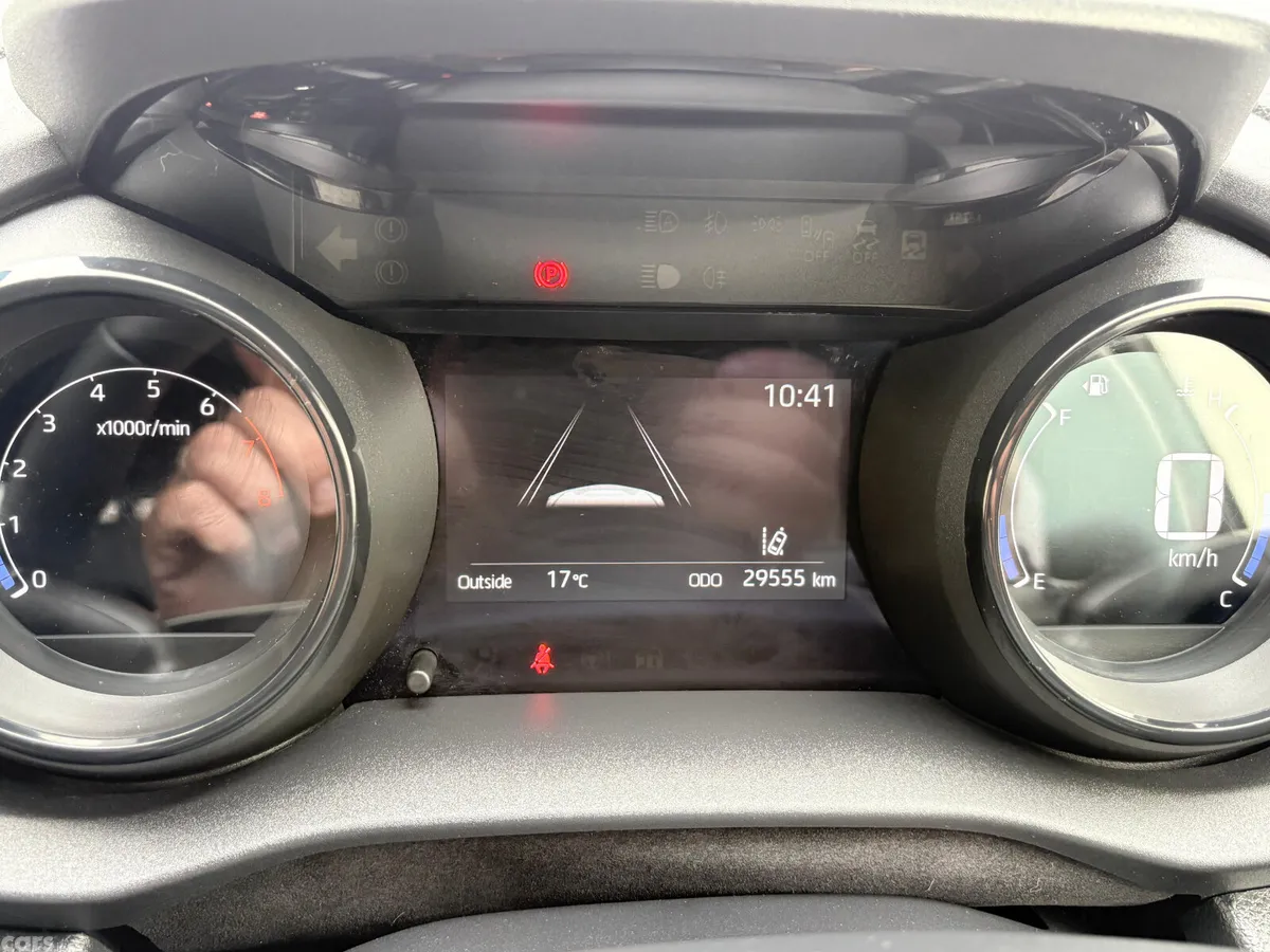 Toyota Yaris Hatchback, Petrol, 2021, Red