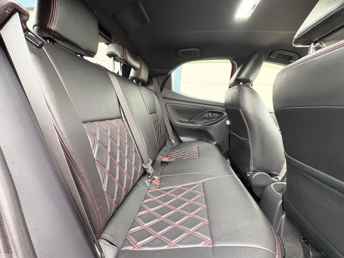 Toyota Yaris Hatchback, Petrol, 2021, Red