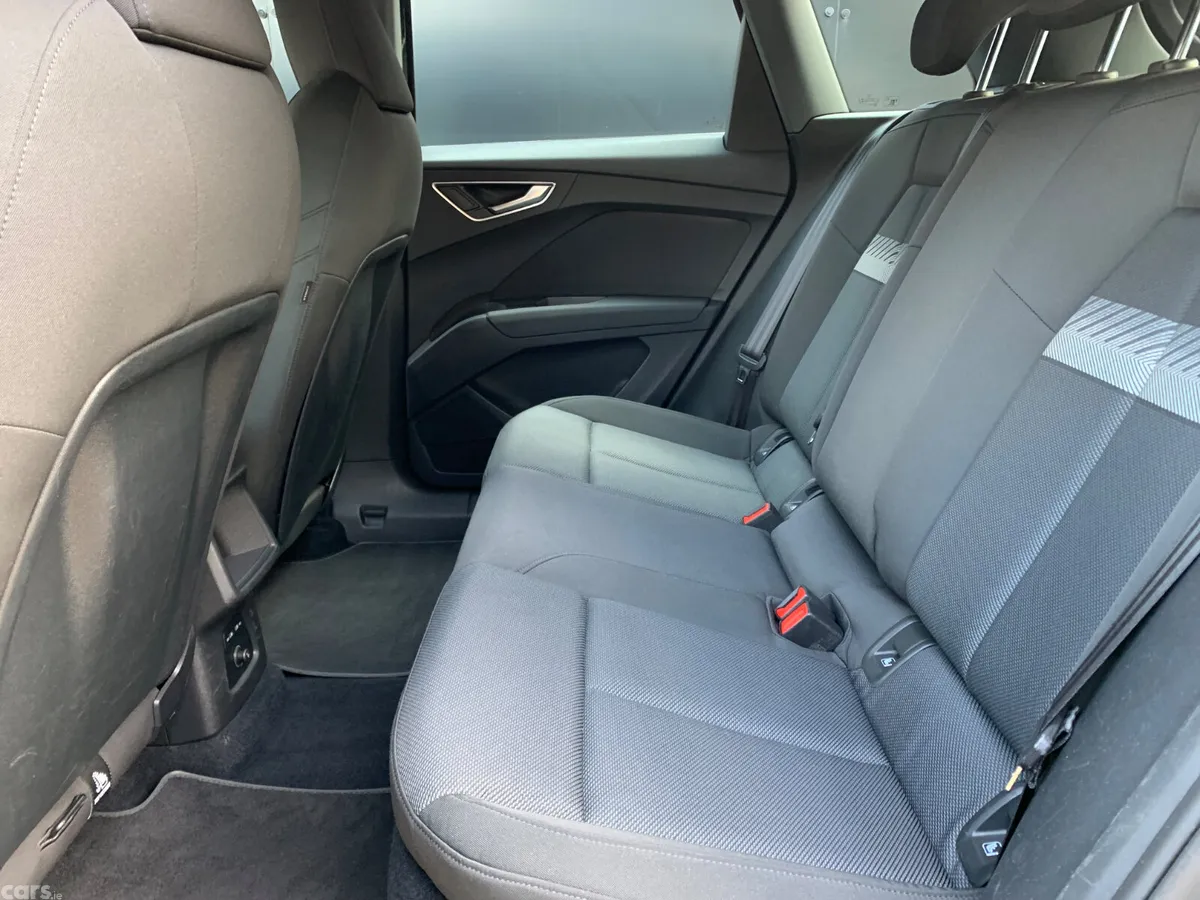 Audi Q4 e-tron SUV, Electric, 2021, Black
