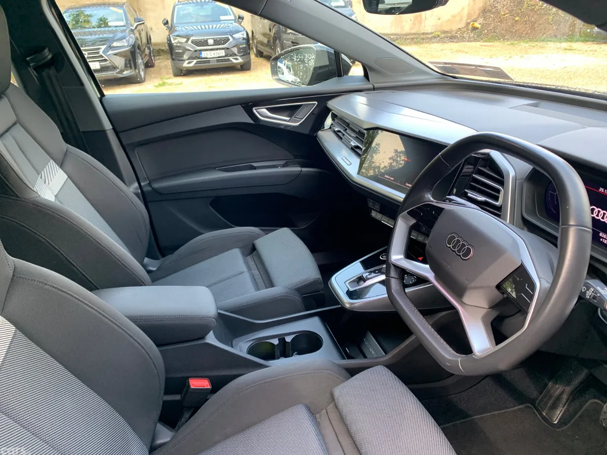 Audi Q4 e-tron SUV, Electric, 2021, Black