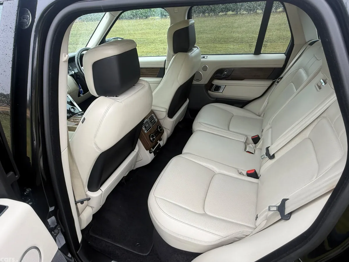 Land Rover Range Rover SUV, Diesel, 2018, Black