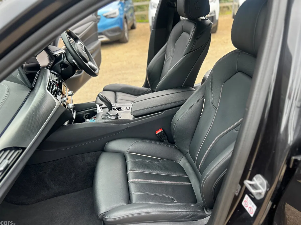BMW 5-Series Estate, Diesel, 2022, Grey