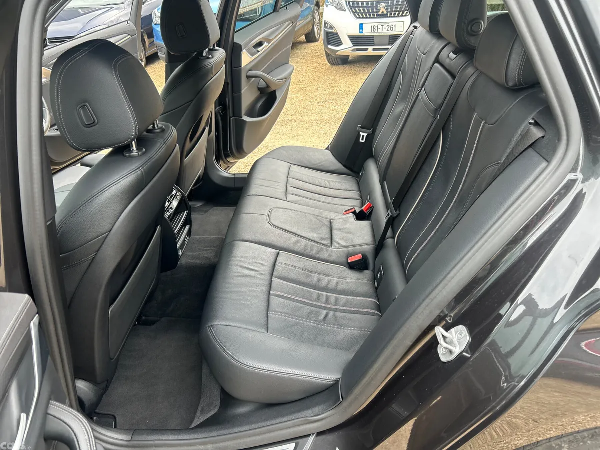 BMW 5-Series Estate, Diesel, 2022, Grey