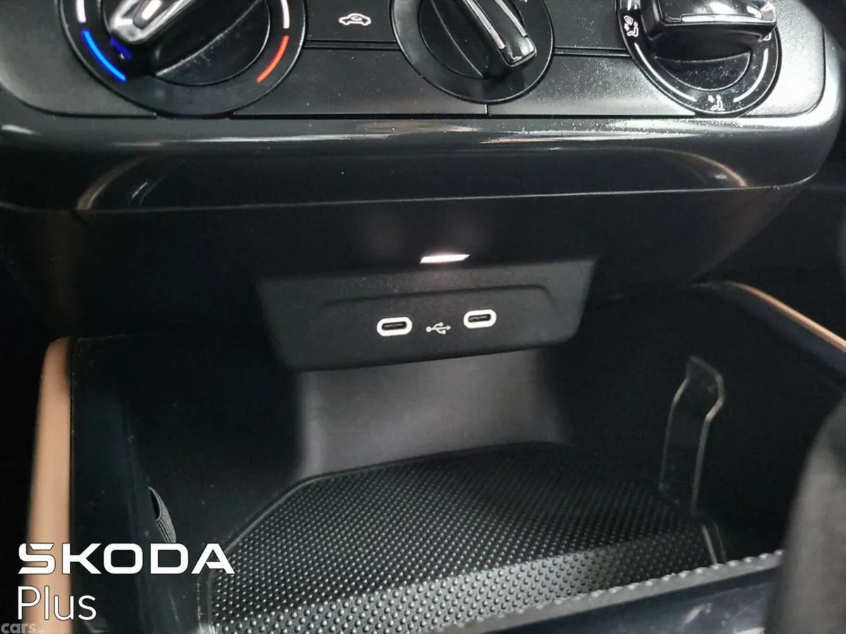 Skoda Fabia Hatchback, Petrol, 2022, Orange