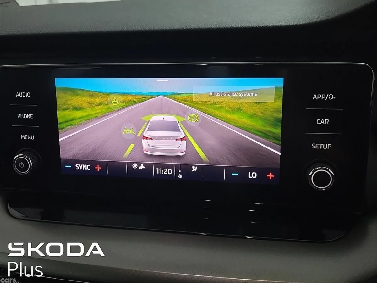 Skoda Octavia Saloon, Petrol, 2024, Grey