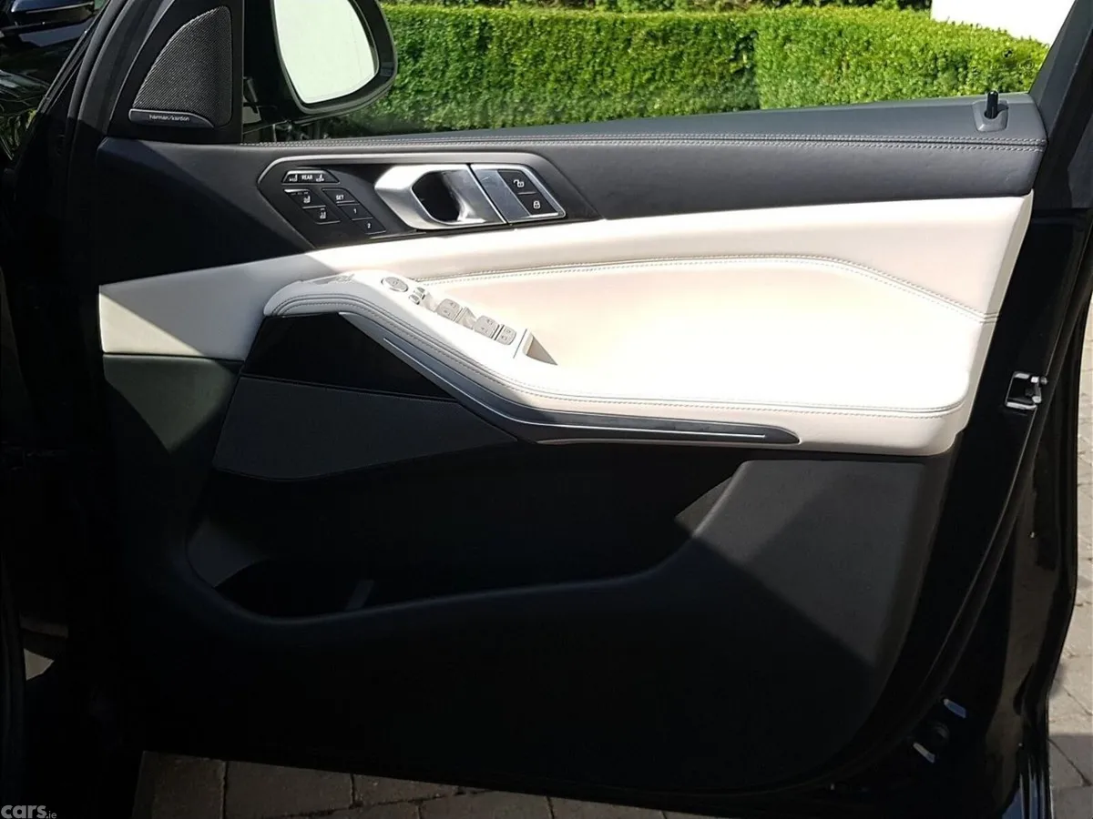BMW X7 SUV, Diesel, 2023, Black