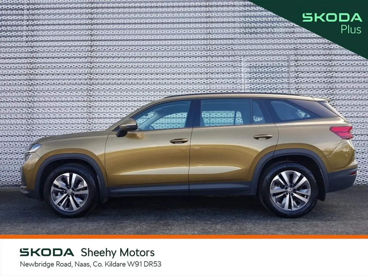 Skoda Kodiaq SUV, Diesel, 2024, Gold